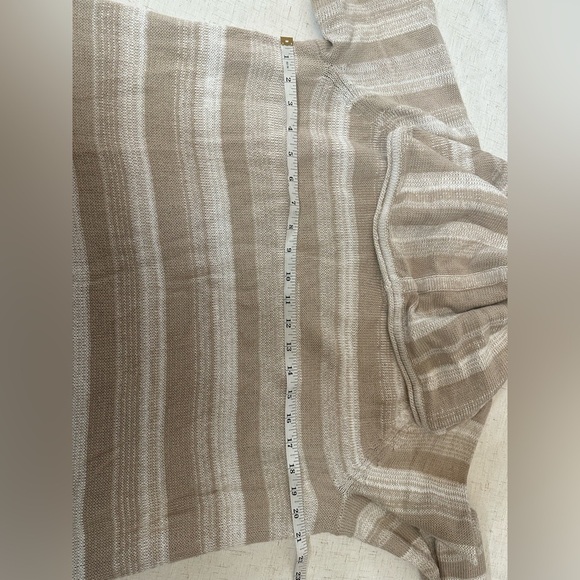 Cozy Beige Striped Hooded Tunic 🌴☀️ - Picture 9 of 11